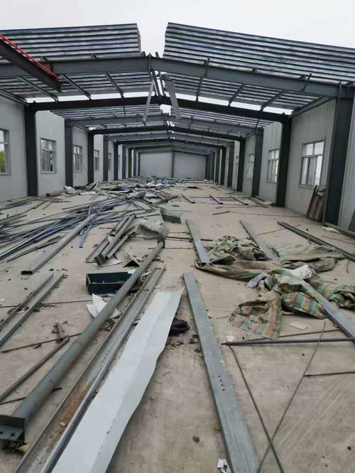 南雄走廊棚喷漆,拱型钢结构的厂房,施工防腐漆价格多少钱