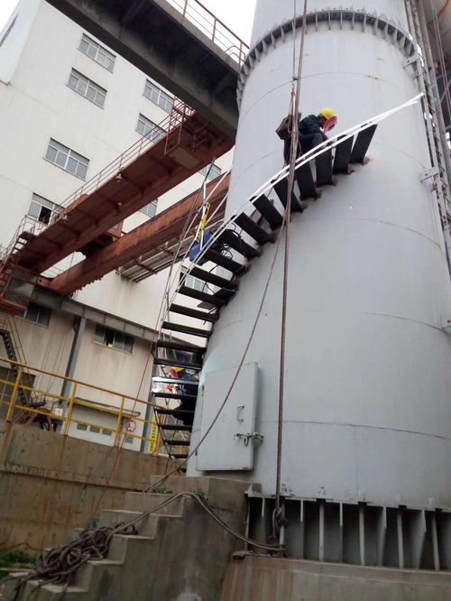 烟囱钢梯安装与防腐工程施工方案